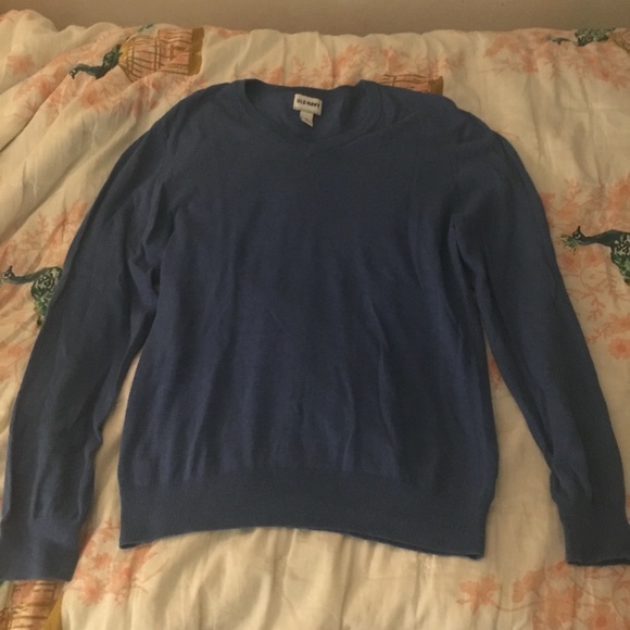 Bundle of V-Neck Sweaters - Picture 2 of 2